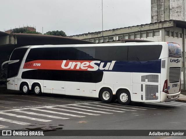 Unesul de Transportes 5700 na cidade de Erechim, Rio Grande do Sul, Brasil, por Adalberto Junior. Número da foto: #13159629.