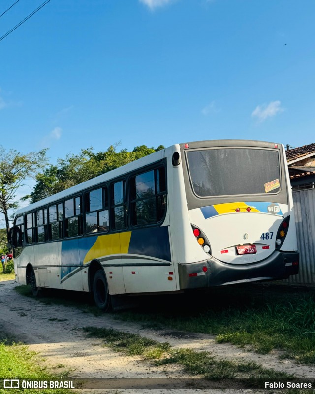 Ônibus Particulares 487 na cidade de Bragança, Pará, Brasil, por Fabio Soares. Número da foto: #13158116.