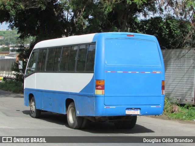 Ônibus Particulares 4H71 na cidade de Belo Horizonte, Minas Gerais, Brasil, por Douglas Célio Brandao. Número da foto: #13163345.