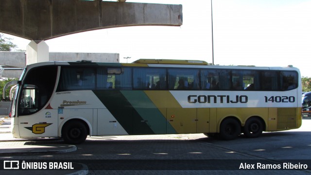 Empresa Gontijo de Transportes 14020 na cidade de Taubaté, São Paulo, Brasil, por Alex Ramos Ribeiro. Número da foto: #13164220.