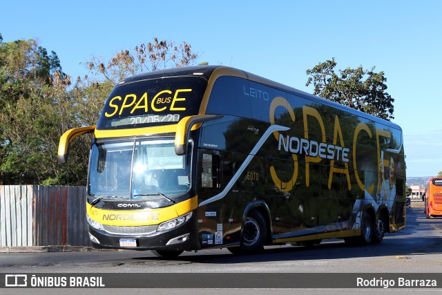 Expresso Nordeste 6070 na cidade de Brasília, Distrito Federal, Brasil, por Rodrigo Barraza. Número da foto: #13162324.