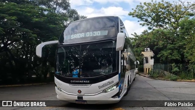 Auto Viação Catarinense 324307 na cidade de São Paulo, São Paulo, Brasil, por Fábio Paixão. Número da foto: #13161417.