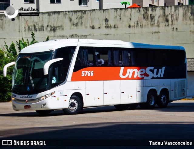 Unesul de Transportes 5766 na cidade de Itapema, Santa Catarina, Brasil, por Tadeu Vasconcelos. Número da foto: #13161779.