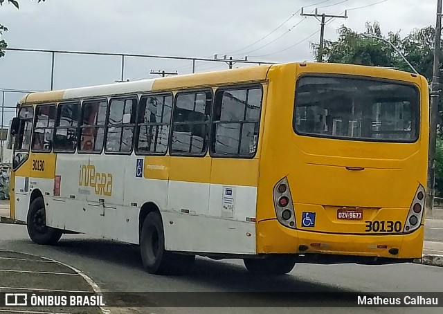 Plataforma Transportes 30130 na cidade de Salvador, Bahia, Brasil, por Matheus Calhau. Número da foto: #13163075.