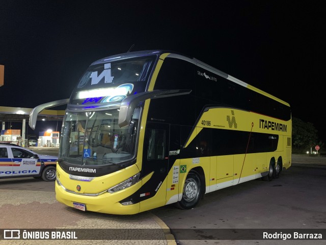 Viação Nova Itapemirim 40186 na cidade de Três Marias, Minas Gerais, Brasil, por Rodrigo Barraza. Número da foto: #13162392.