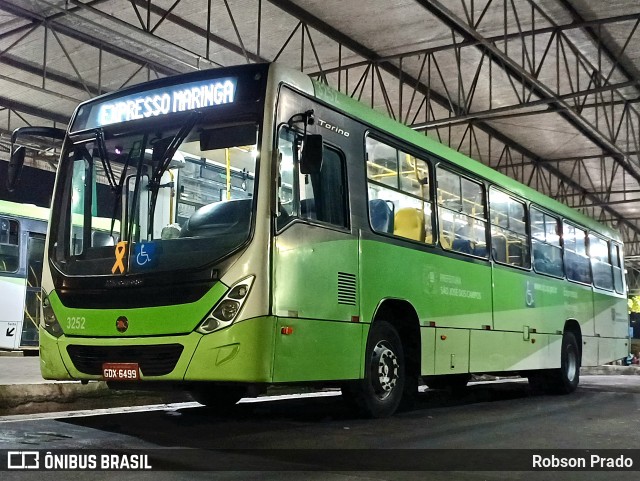 Expresso Maringá São José dos Campos 3252 na cidade de São José dos Campos, São Paulo, Brasil, por Robson Prado. Número da foto: #13165605.