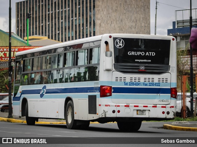 ATD - AutoTransportes Desamparados 34 na cidade de Catedral, San José, San José, Costa Rica, por Sebas Gamboa. Número da foto: #13167583.