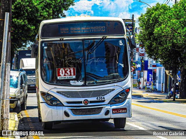 Transporte Tropical 4304 na cidade de Aracaju, Sergipe, Brasil, por Ronald Gabriel. Número da foto: #13167817.