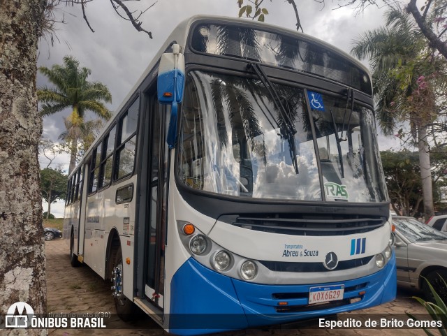 Transportadora Abreu & Souza KOX6G29 na cidade de São Sebastião do Paraíso, Minas Gerais, Brasil, por Espedito de Brito Gomes. Número da foto: #13166624.