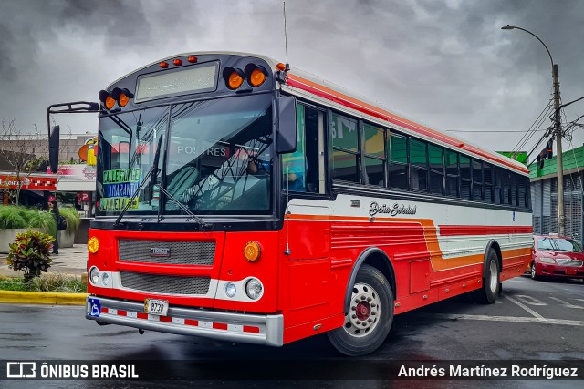 Transcambal - Autotransportes Cambronero Alfaro 16 na cidade de Alajuela, Alajuela, Costa Rica, por Andrés Martínez Rodríguez. Número da foto: #13169961.