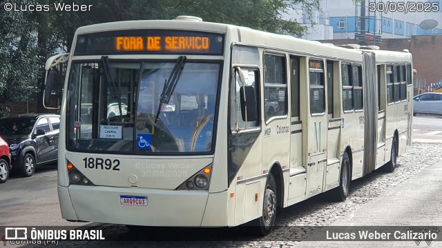 Viação Santo Ângelo 18R92 na cidade de Curitiba, Paraná, Brasil, por Lucas Weber Calizario. Número da foto: #13168614.