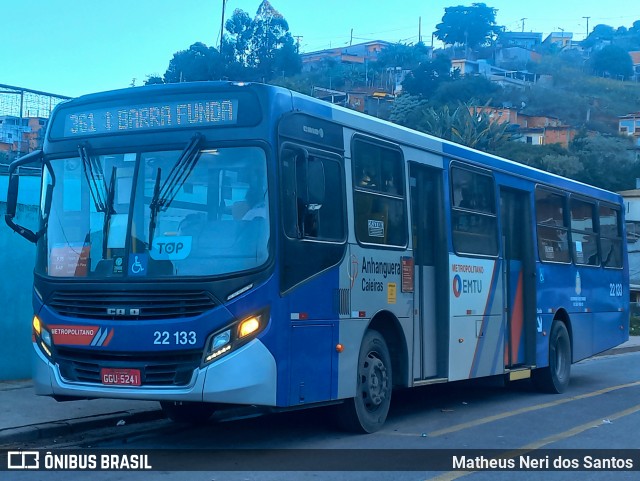 Viação Cidade de Caieiras 22.133 na cidade de Francisco Morato, São Paulo, Brasil, por Matheus Neri dos Santos. Número da foto: #13168342.