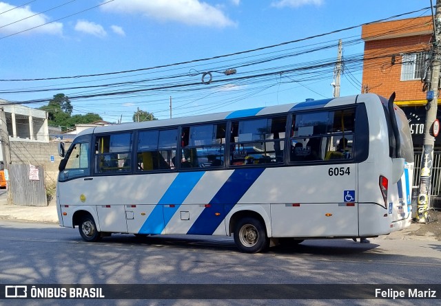 Uni Transportes 6054 na cidade de Guarulhos, São Paulo, Brasil, por Felipe Mariz. Número da foto: #13168298.