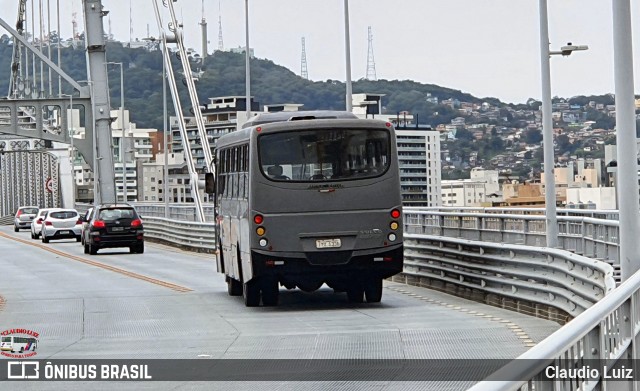 Marinha do Brasil ITZ5336 na cidade de Florianópolis, Santa Catarina, Brasil, por Claudio Luiz. Número da foto: #13170287.