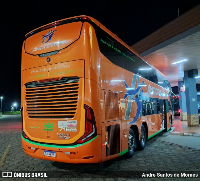 Empresa de Transportes Andorinha 7165 na cidade de Santa Cruz do Rio Pardo, São Paulo, Brasil, por Andre Santos de Moraes. Número da foto: #13170552.