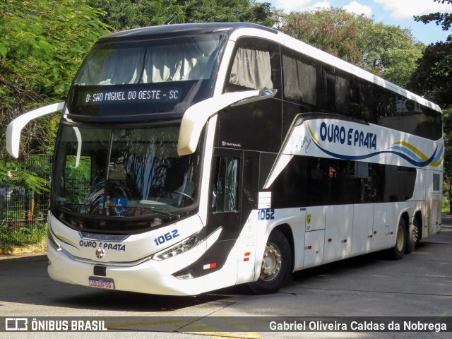 Viação Ouro e Prata 1062 na cidade de São Paulo, São Paulo, Brasil, por Gabriel Oliveira Caldas da Nobrega. Número da foto: #13169206.
