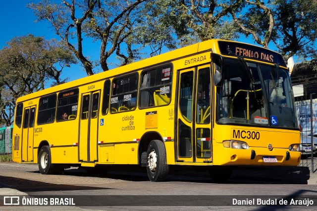 Auto Viação Mercês MC300 na cidade de Curitiba, Paraná, Brasil, por Daniel Budal de Araújo. Número da foto: #13168665.