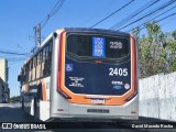 Viação Raposo Tavares Cotia 2405 na cidade de Cotia, São Paulo, Brasil, por David Macedo Rocha. Número da foto: #13168917.