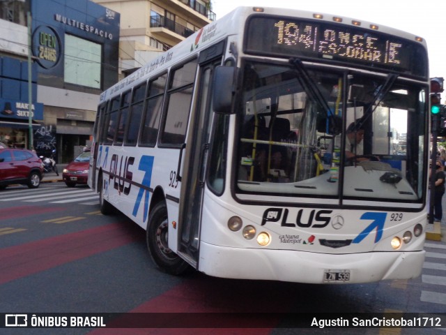 La Nueva Metropol 929 na cidade de Ciudad Autónoma de Buenos Aires, Argentina, por Agustin SanCristobal1712. Número da foto: #13172065.