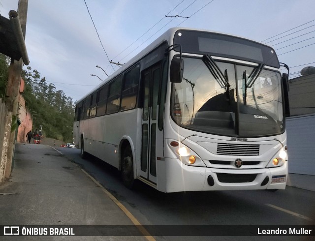 Fazenda Koga 6E72 na cidade de Cajati, São Paulo, Brasil, por Leandro Muller. Número da foto: #13171537.