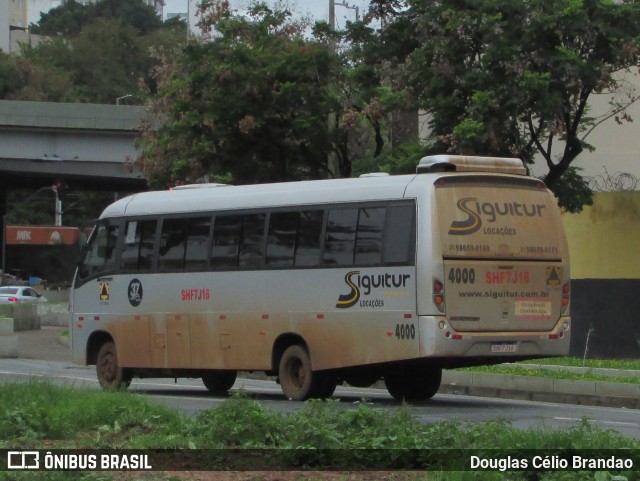 Siguitur Transporte Escolar 4000 na cidade de Belo Horizonte, Minas Gerais, Brasil, por Douglas Célio Brandao. Número da foto: #13172236.