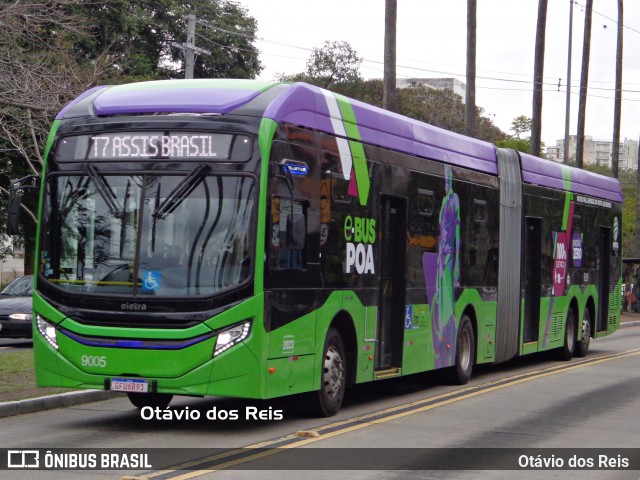 Companhia Carris Porto-Alegrense 9005 na cidade de Porto Alegre, Rio Grande do Sul, Brasil, por Otávio dos Reis . Número da foto: #13173867.