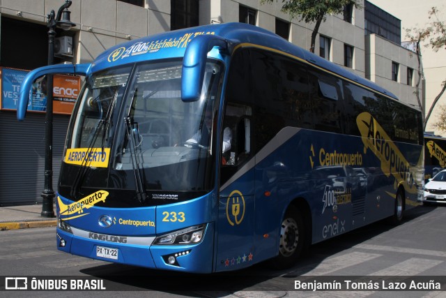 Centropuerto 233 na cidade de Santiago, Santiago, Metropolitana de Santiago, Chile, por Benjamín Tomás Lazo Acuña. Número da foto: #13175209.