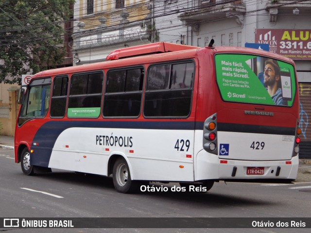 ATL - Associação dos Transportadores de Passageiros por Lotação 429 na cidade de Porto Alegre, Rio Grande do Sul, Brasil, por Otávio dos Reis . Número da foto: #13174489.