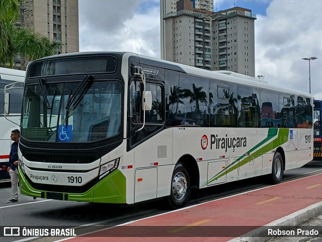 Viação Pirajuçara 1910 na cidade de Barueri, São Paulo, Brasil, por Robson Prado. Número da foto: #13175120.