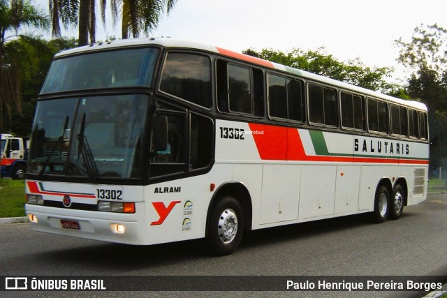 Viação Salutaris e Turismo 13302 na cidade de Barra do Piraí, Rio de Janeiro, Brasil, por Paulo Henrique Pereira Borges. Número da foto: #13174589.