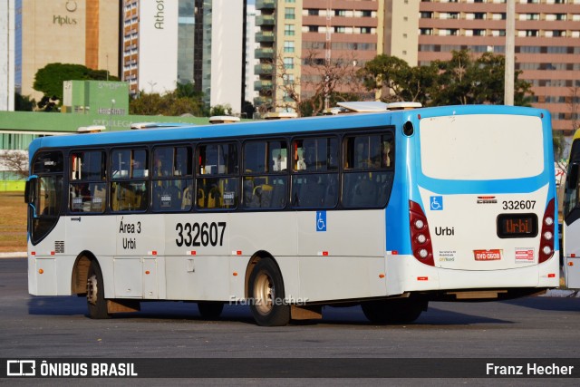 Urbi Mobilidade Urbana 332607 na cidade de Brasília, Distrito Federal, Brasil, por Franz Hecher. Número da foto: #13175074.
