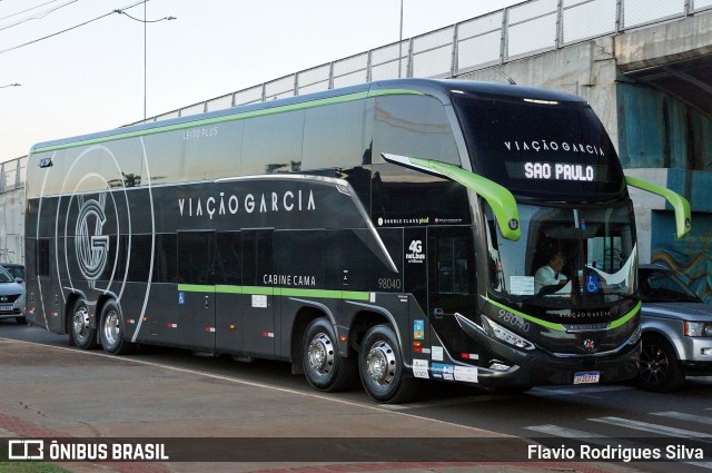 Viação Garcia 98040 na cidade de Londrina, Paraná, Brasil, por Flavio Rodrigues Silva. Número da foto: #13177111.