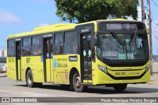 Expresso Rei de França 200.703 na cidade de São Luís, Maranhão, Brasil, por Paulo Henrique Pereira Borges. Número da foto: #13176590.