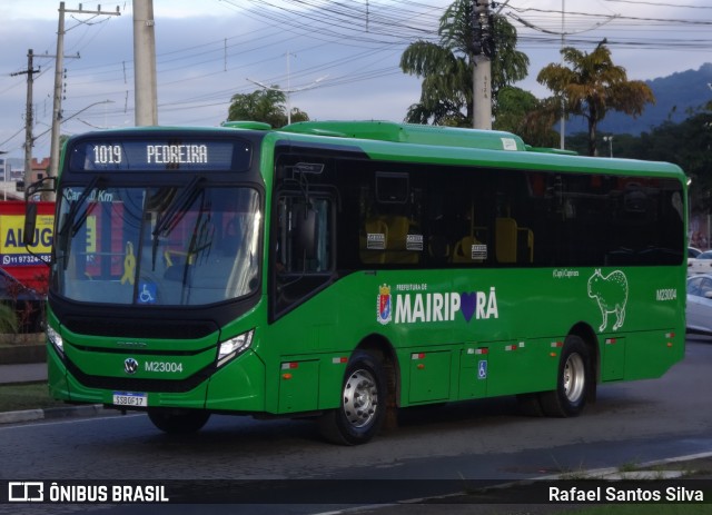 Dinatur Traslados e Turismo M23004 na cidade de Mairiporã, São Paulo, Brasil, por Rafael Santos Silva. Número da foto: #13177116.