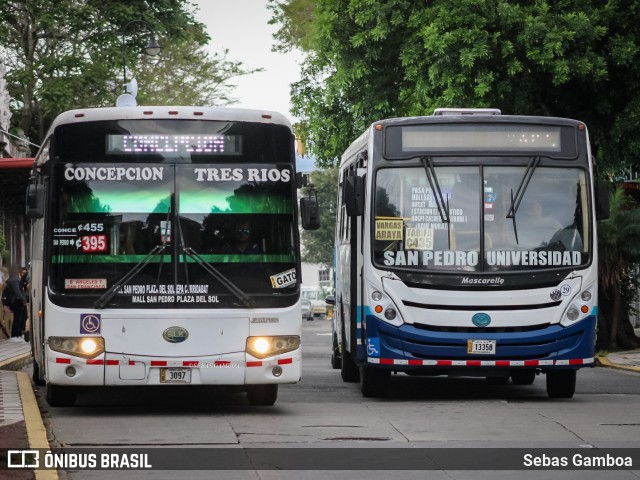 Cenbus 39 na cidade de San José, San José, Costa Rica, por Sebas Gamboa. Número da foto: #13175946.