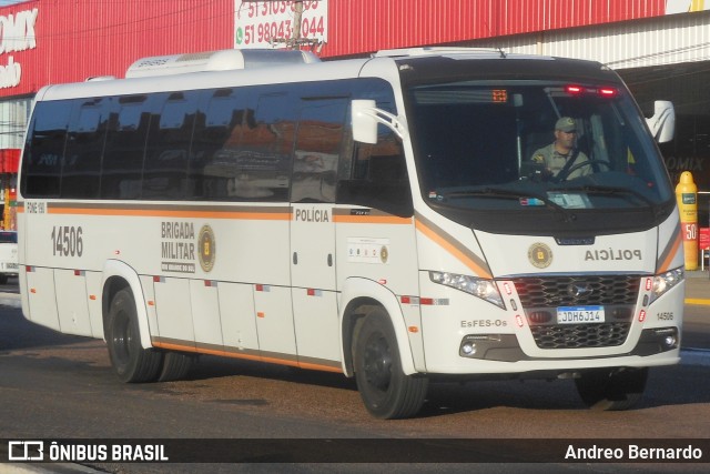 Brigada Militar 14506 na cidade de Tramandaí, Rio Grande do Sul, Brasil, por Andreo Bernardo. Número da foto: #13176912.