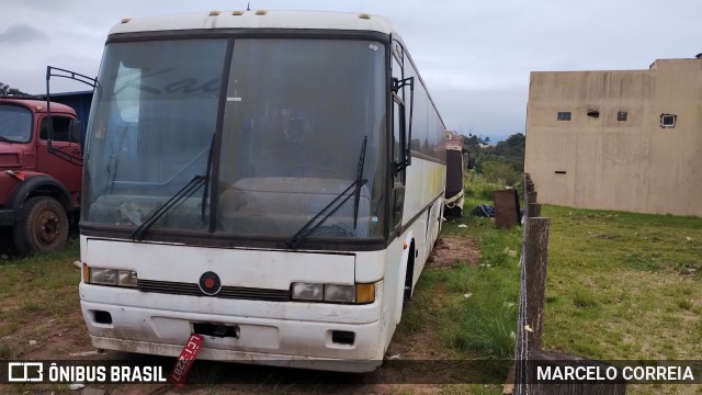 Ônibus Particulares  na cidade de Santa Maria, Rio Grande do Sul, Brasil, por MARCELO CORREIA. Número da foto: #13175666.