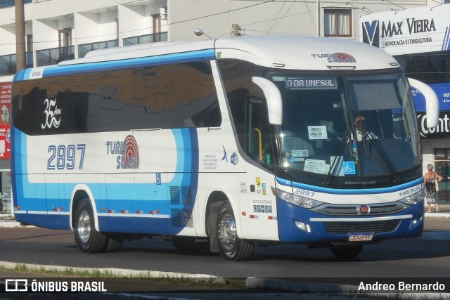 Turis Silva 2897 na cidade de Tramandaí, Rio Grande do Sul, Brasil, por Andreo Bernardo. Número da foto: #13176779.