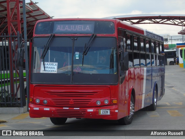 ATT - Autotransportes Tambor 32 na cidade de Alajuela, Alajuela, Alajuela, Costa Rica, por Alfonso Russell. Número da foto: #13176487.