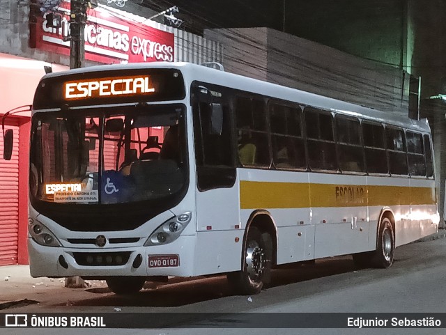 Escolares 0187 na cidade de Nazaré da Mata, Pernambuco, Brasil, por Edjunior Sebastião. Número da foto: #13101726.