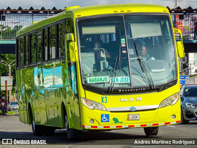 Transportes Naranjo X3 na cidade de La Uruca, San José, San José, Costa Rica, por Andrés Martínez Rodríguez. Número da foto: #13101511.