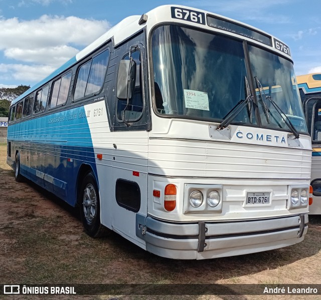 Ônibus Particulares 6761 na cidade de Artur Nogueira, São Paulo, Brasil, por André Leandro. Número da foto: #13099320.