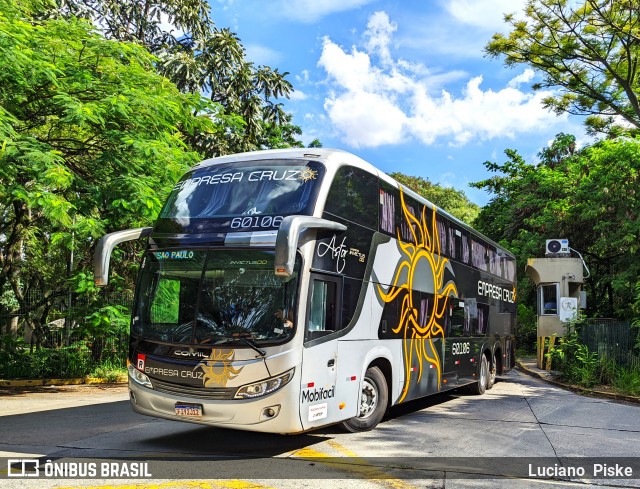 Empresa Cruz 60106 na cidade de São Paulo, São Paulo, Brasil, por Luciano  Piske. Número da foto: #13102040.