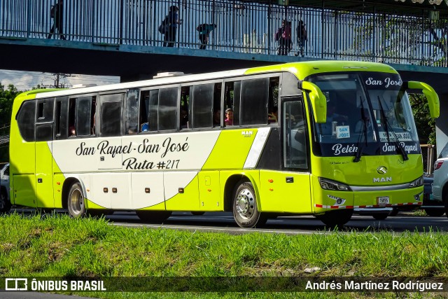 Transportes Zúñiga S.A. 00 na cidade de La Uruca, San José, San José, Costa Rica, por Andrés Martínez Rodríguez. Número da foto: #13101655.