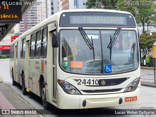 Viação Antonina 24410 na cidade de Curitiba, Paraná, Brasil, por Lucas Weber Calizario. Número da foto: #13102145.