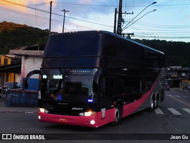 Rosa Chic Turismo 9504 na cidade de Guarujá, São Paulo, Brasil, por Jean Gu. Número da foto: #13100188.