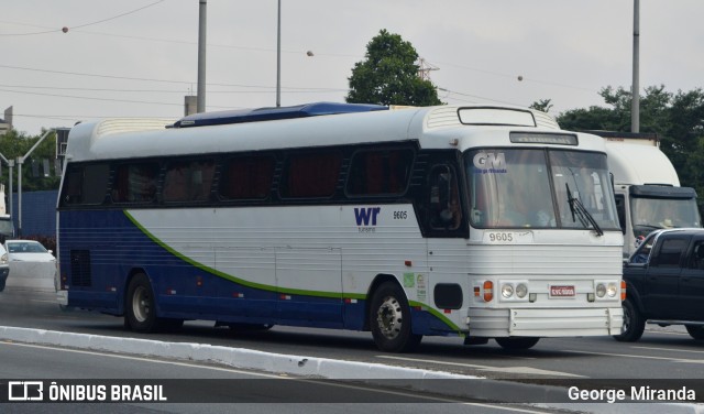 WRTur - WR Turismo - Waldir Rech Transportadora Turística 9605 na cidade de São Paulo, São Paulo, Brasil, por George Miranda. Número da foto: #13100488.
