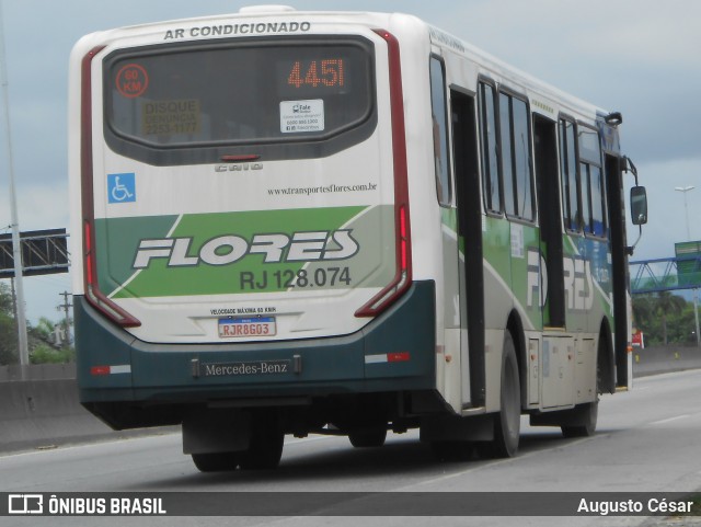 Transportes Flores RJ 128.074 na cidade de Duque de Caxias, Rio de Janeiro, Brasil, por Augusto César. Número da foto: #13178028.