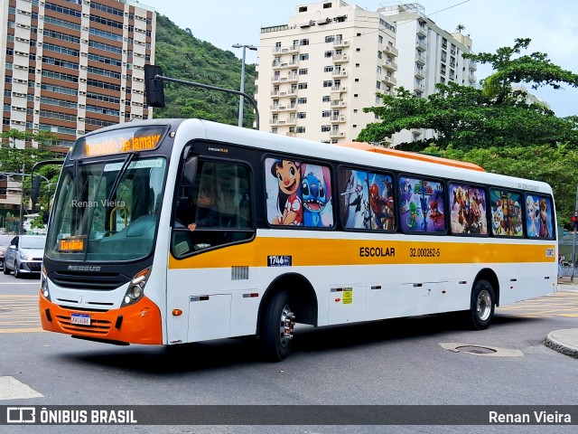 Escolares 32.000262-5 na cidade de Rio de Janeiro, Rio de Janeiro, Brasil, por Renan Vieira. Número da foto: #13179209.