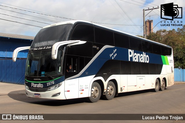 Planalto Transportes 2570 na cidade de Passo Fundo, Rio Grande do Sul, Brasil, por Lucas Pedro Trojan. Número da foto: #13179213.